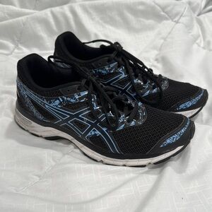 Asics Gel Excite 4 Women’s Sneakers size 8 (black with light blue)